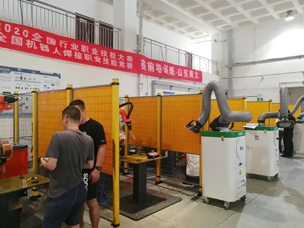 Welding Smoke Extractor with Airflow 1800m3/H-4800m3/H